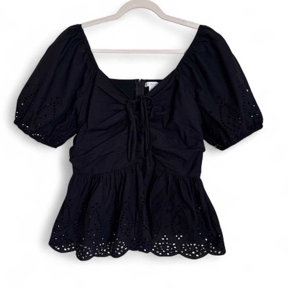 Free Assembly Cotton Ruched Eyelet Top. Size Large.